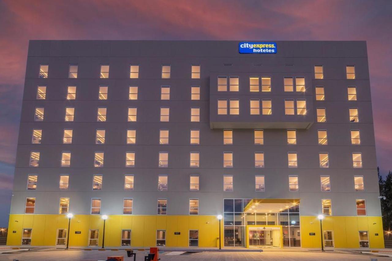 City Express By Marriott Caborca Heroica Caborca ภายนอก รูปภาพ
