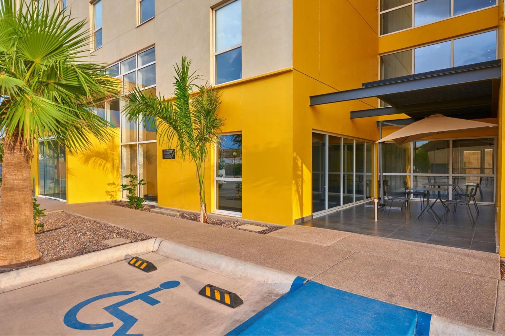 City Express By Marriott Caborca Heroica Caborca ภายนอก รูปภาพ